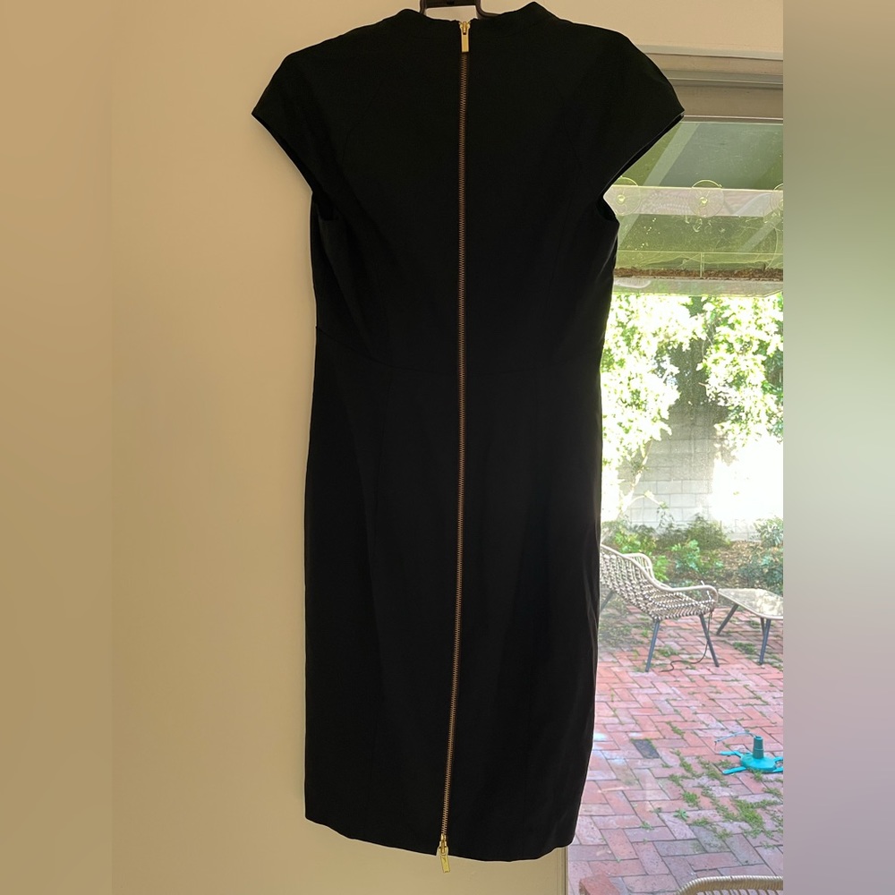 Banana Republic Black Cap Sleeve Sheath Dress Exposed Zipper Office Siren